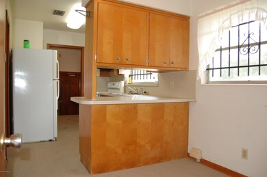 5246 Clarendon Rd, Jacksonville, FL 32205 - photo 7