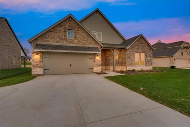 1121 Springfield Rd, Springtown, TX 76082 - photo 3