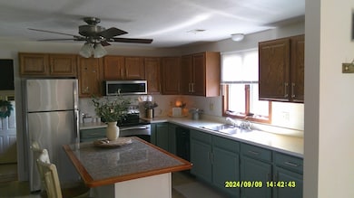 3 Naples Ct, Milford, MA 01757 - photo 4