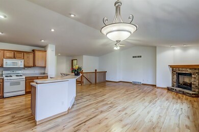 5194 Ninebark Dr, Fitchburg, WI 53711 - photo 6