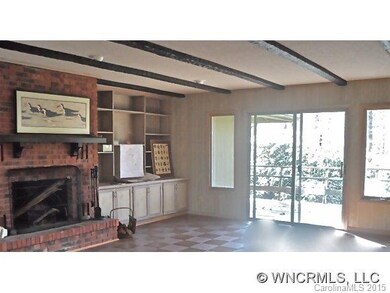 LR w/built-ins
