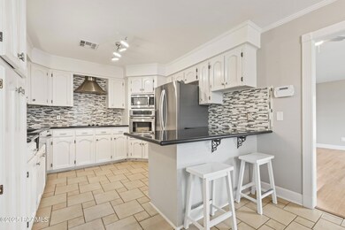 1007 Baker Hughes Rd, Broussard, LA 70518 - photo 6