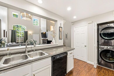 807 Kingfisher Way, Oxnard, CA 93030 - photo 7