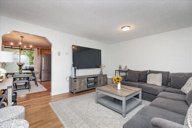 120 Thissell Ave unit 102, Dracut, MA 01826 - photo 5