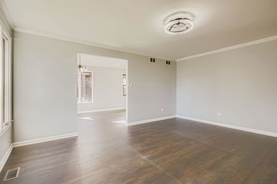 16042 Forest Ave, Oak Forest, IL 60452 - photo 3