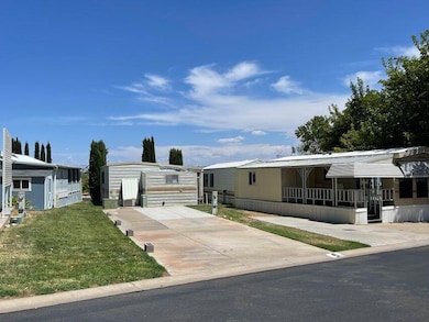 1150 W Red Hills Pkwy, Washington, UT 84780 - photo 3