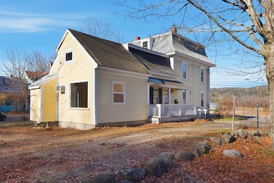 135 Pleasant St, Bristol, NH 03222 - photo 4