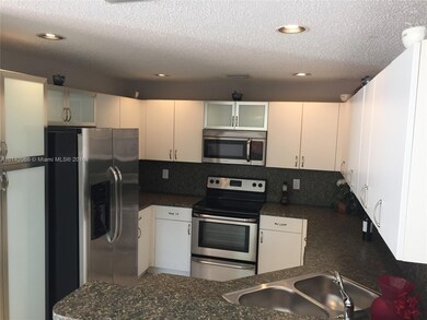 11432 NW 50th Terrace, Doral, FL 33178 - photo 2