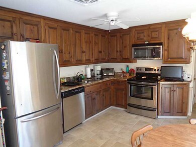 22 Hamilton Gate Ct unit 22, North Kingstown, RI 02852 - photo 7