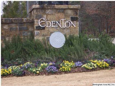 WELCOME TO EDENTON ELOFTS!!  LOTS OF OLD EUROPEAN 