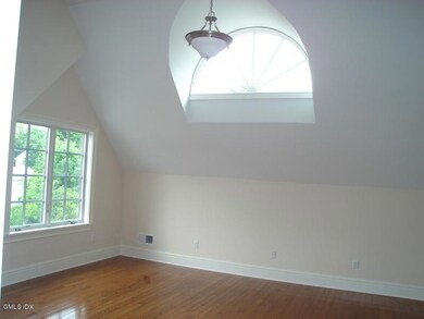 444 E Putnam Ave unit 1, Cos Cob, CT 06807 - photo 7