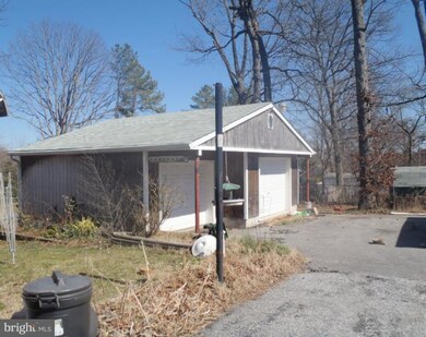 807 Mace Ave, Essex, MD 21221 - photo 4