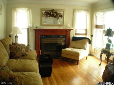 1976 E 228th St, Euclid, OH 44117 - photo 2