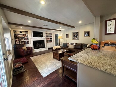 12314 Woodthorpe Ln, Houston, TX 77024 - photo 7