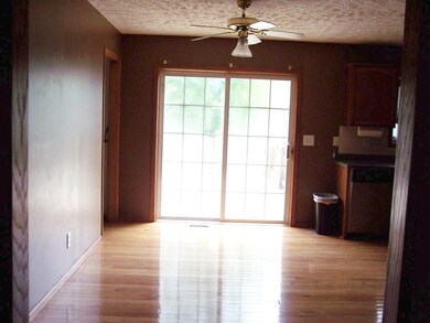 Dining room with sliding doors to desk