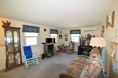83 Sandrah Dr, Orange, MA 01364 - photo 4