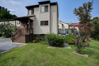 6 Pennybrook Ln, Middletown, NJ 07748 - photo 2