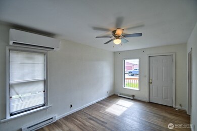 738 SW William Ave, Chehalis, WA 98532 - photo 2