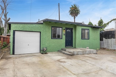 430 W Fig St, Compton, CA 90222 - photo 2