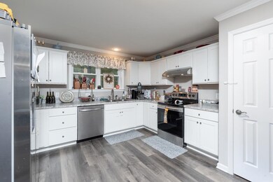 1311 D St, Waynesboro, VA 22980 - photo 2