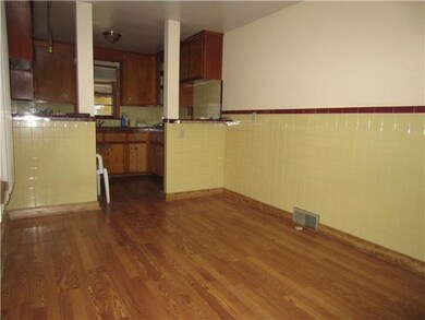 Kitchen Eat in Kitchen