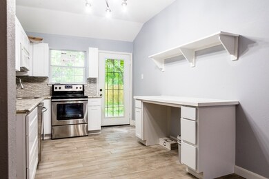 3405 Goodhope St, Houston, TX 77021 - photo 2