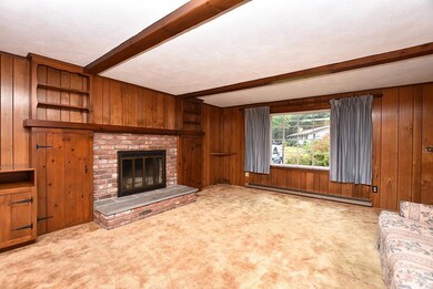 26 Fanning Ln, Greenville, RI 02828 - photo 5