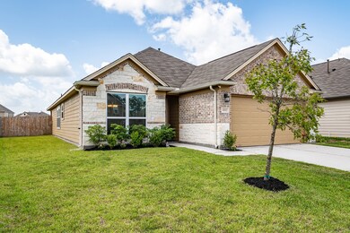 10002 Chimney Swift Ln, Conroe, TX 77385 - photo 2