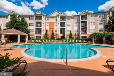 12900 Centre Park Cir unit 401, Herndon, VA 20171 - photo 6