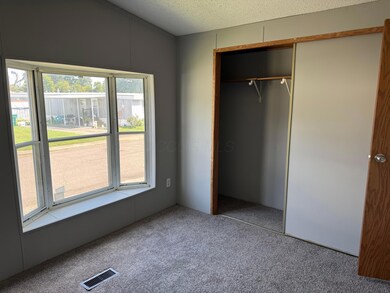 217 Raspberry Cir W, Hebron, OH 43025 - photo 7