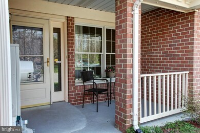 909 Yardarm Ln, Annapolis, MD 21401 - photo 2