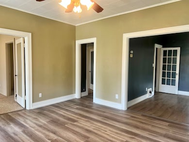 902 W York Ave, Enid, OK 73701 - photo 4