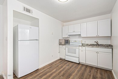 1318 E Culver St unit 4, Phoenix, AZ 85006 - photo 6