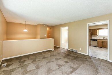 112 Ferncliff St, Lansing, KS 66043 - photo 5