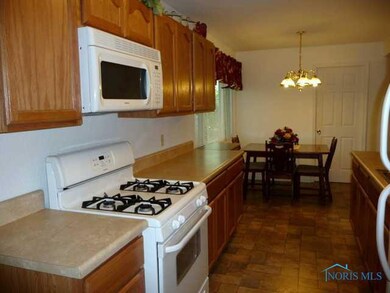 4634 Elmhurst Rd, Toledo, OH 43613 - photo 6