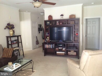 1519 N Point Dr unit 203, Reston, VA 20194 - photo 3