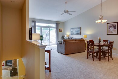 09 - 1729 N Crystal Cove Haslett - Mediu