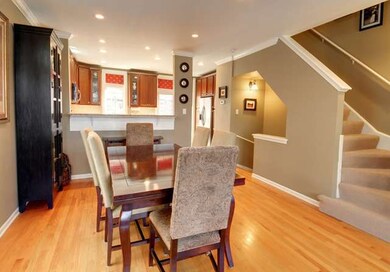 2706 N Southport Ave, Chicago, IL 60614 - photo 3