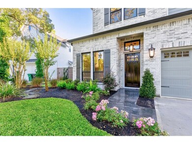 931 W 42nd St, Houston, TX 77018 - photo 4