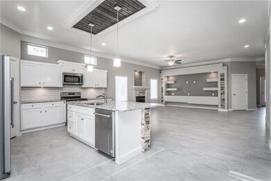 908 Muffleson St, Horizon City, TX 79928 - photo 2