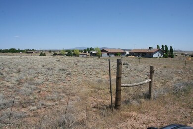 25355 N Patricia Rd unit none, Paulden, AZ 86334 - photo 2