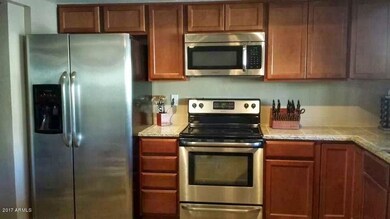 fridge & stove