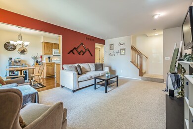 3027 Forest Creek Ct, Ann Arbor, MI 48108 - photo 2