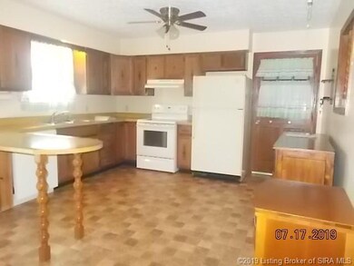 209 W Harrod Rd, Austin, IN 47102 - photo 7