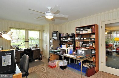 12720 Clearfield Dr, Bowie, MD 20715 - photo 2