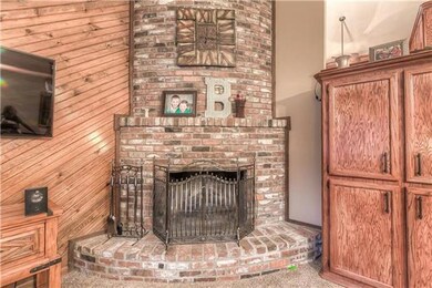 7714 Caenen St, Shawnee, KS 66216 - photo 4