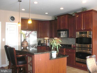 627 Kingfisher Ave unit UPPER, Gaithersburg, MD 20877 - photo 7