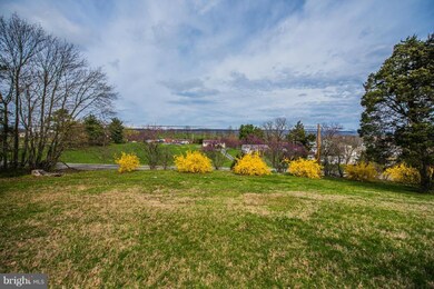 105 Rose Hill Ln, Toms Brook, VA 22660 - photo 2