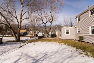 15 Central St, Warwick, RI 02886 - photo 7