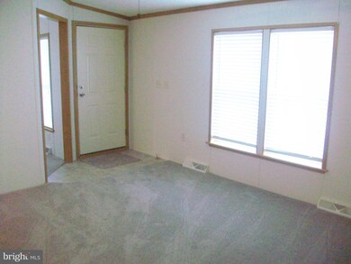 125 Kinwood Place, Monroe Township, NJ 08094 - photo 4